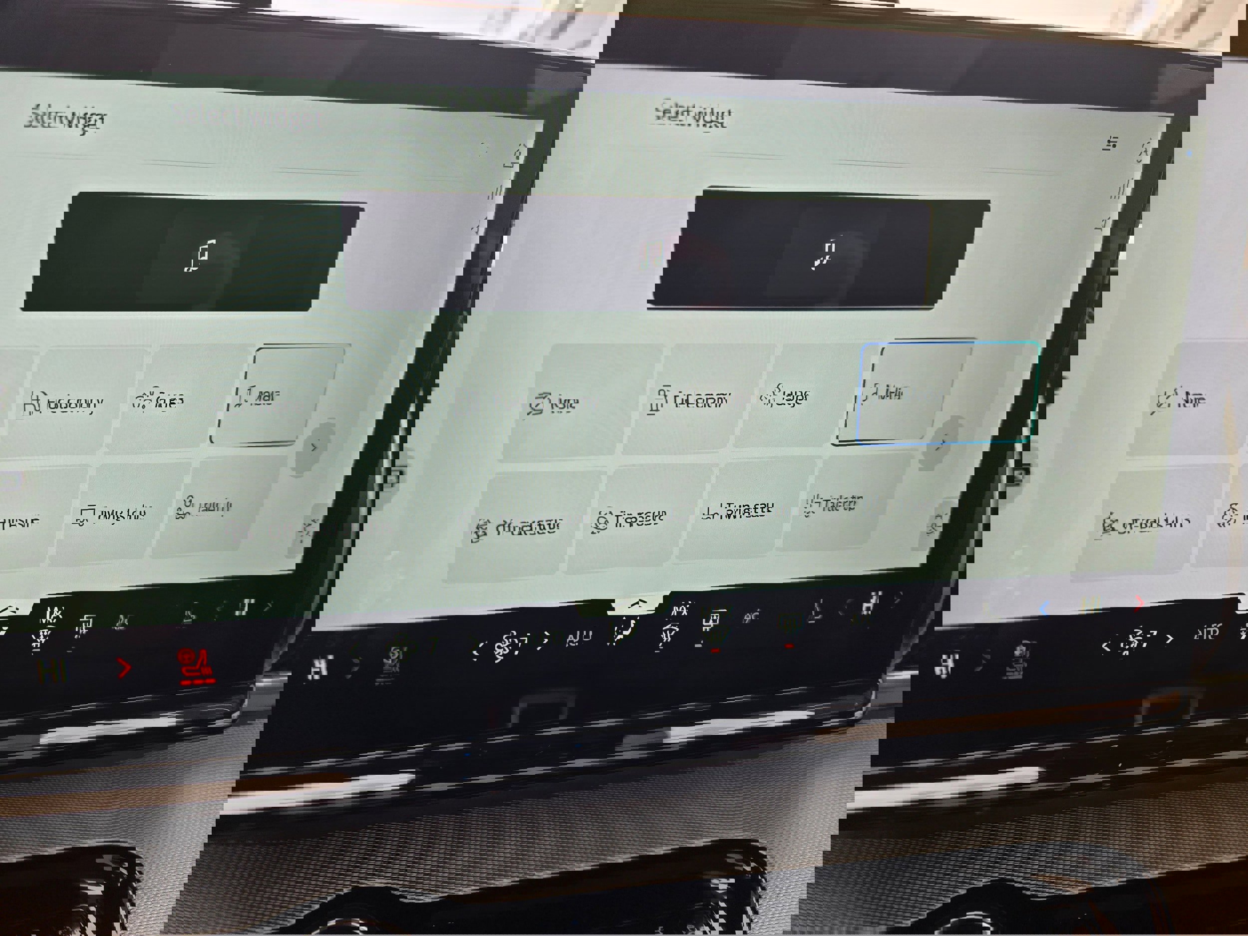 Certified 2025 Ford Expedition Active AWD/4WD image 27