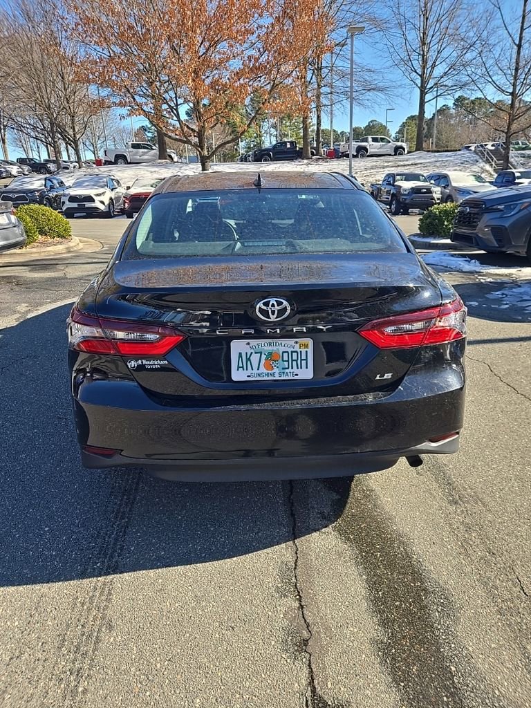 Used 2024 Toyota Camry LE image 8