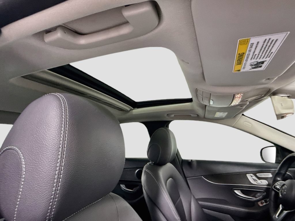 Used 2019 Mercedes-Benz C 300 Sedan image 18