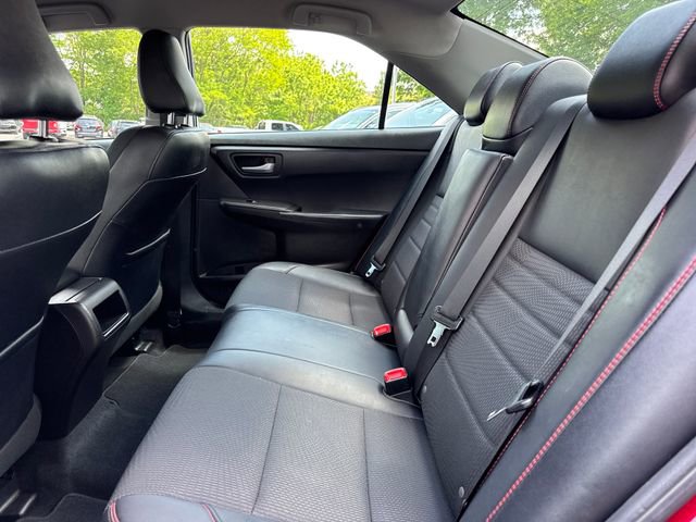 Used 2017 Toyota Camry SE FWD image 11
