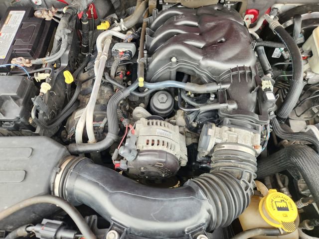 Used 2013 Jeep Wrangler Sport AWD/4WD image 30