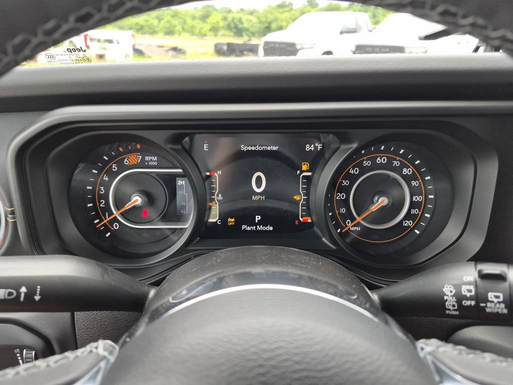 New 2026 Jeep Wrangler Unlimited Sahara AWD/4WD image 20