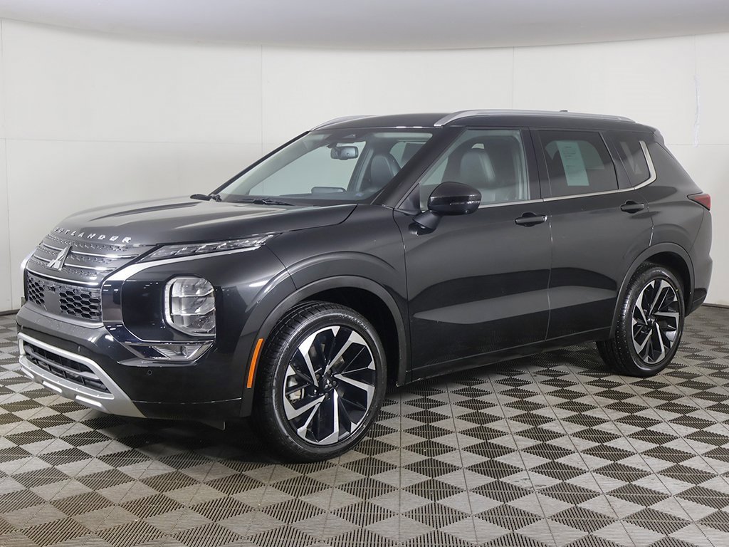 Used 2023 Mitsubishi Outlander SEL image 9