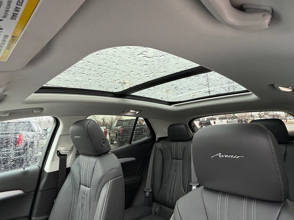 New 2026 Buick Envision Avenir image 16