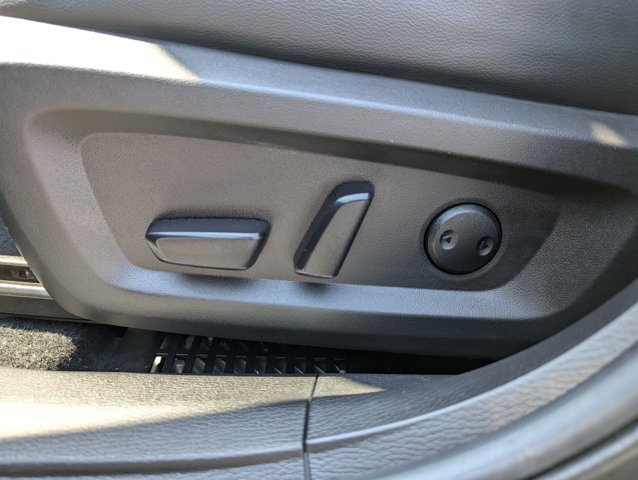 Used 2023 Mitsubishi Outlander SEL AWD/4WD image 25