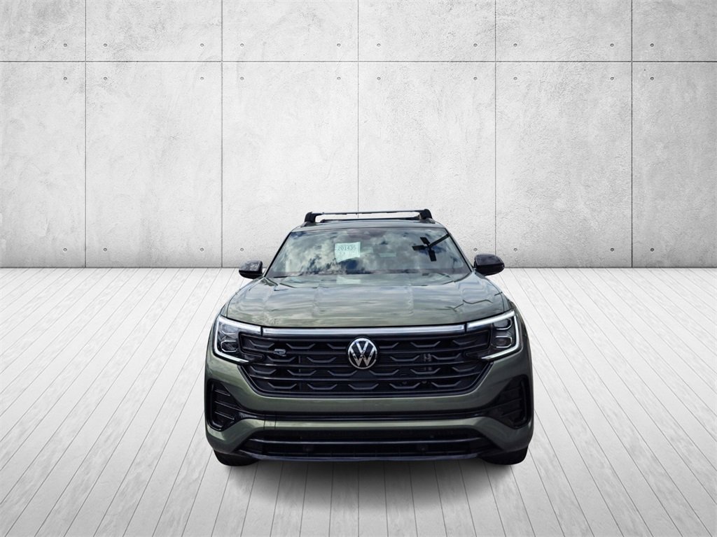New 2026 Volkswagen Atlas Cross Sport SEL R-Line image 2