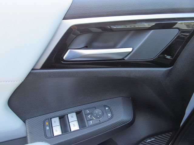 New 2026 Mitsubishi Outlander SE FWD image 11