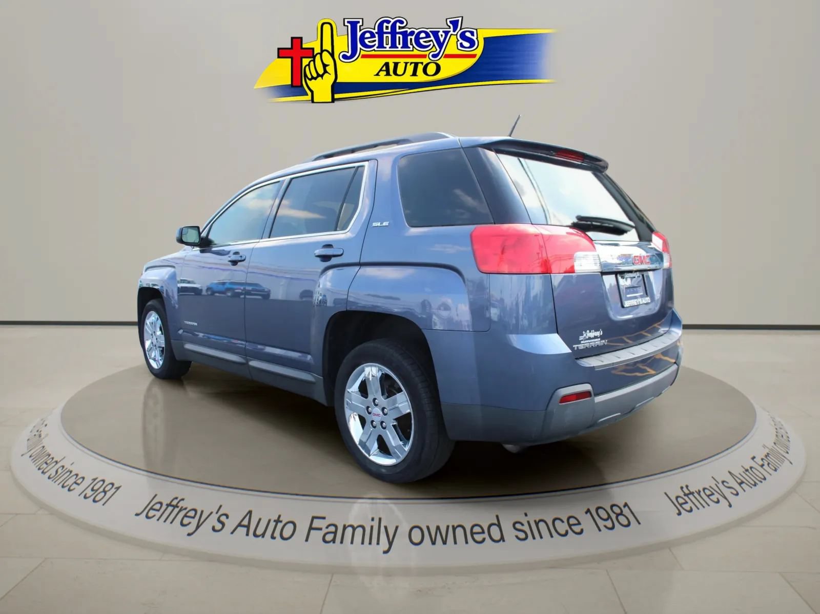 Used 2013 GMC Terrain SLE FWD image 2