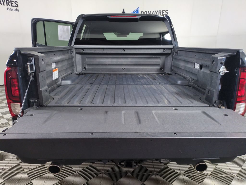 Certified 2023 Honda Ridgeline Sport image 24