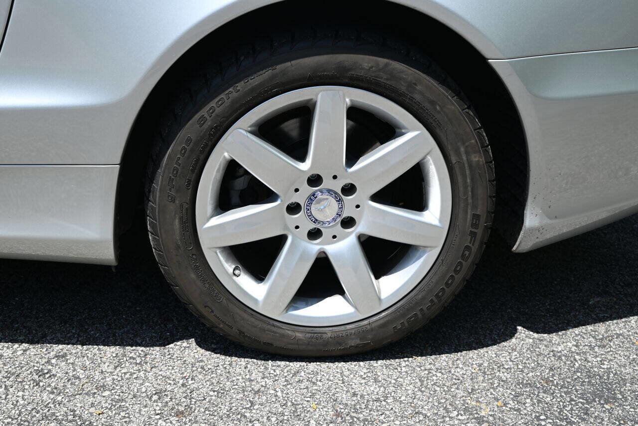 Used 2004 Mercedes-Benz SL 500 image 10