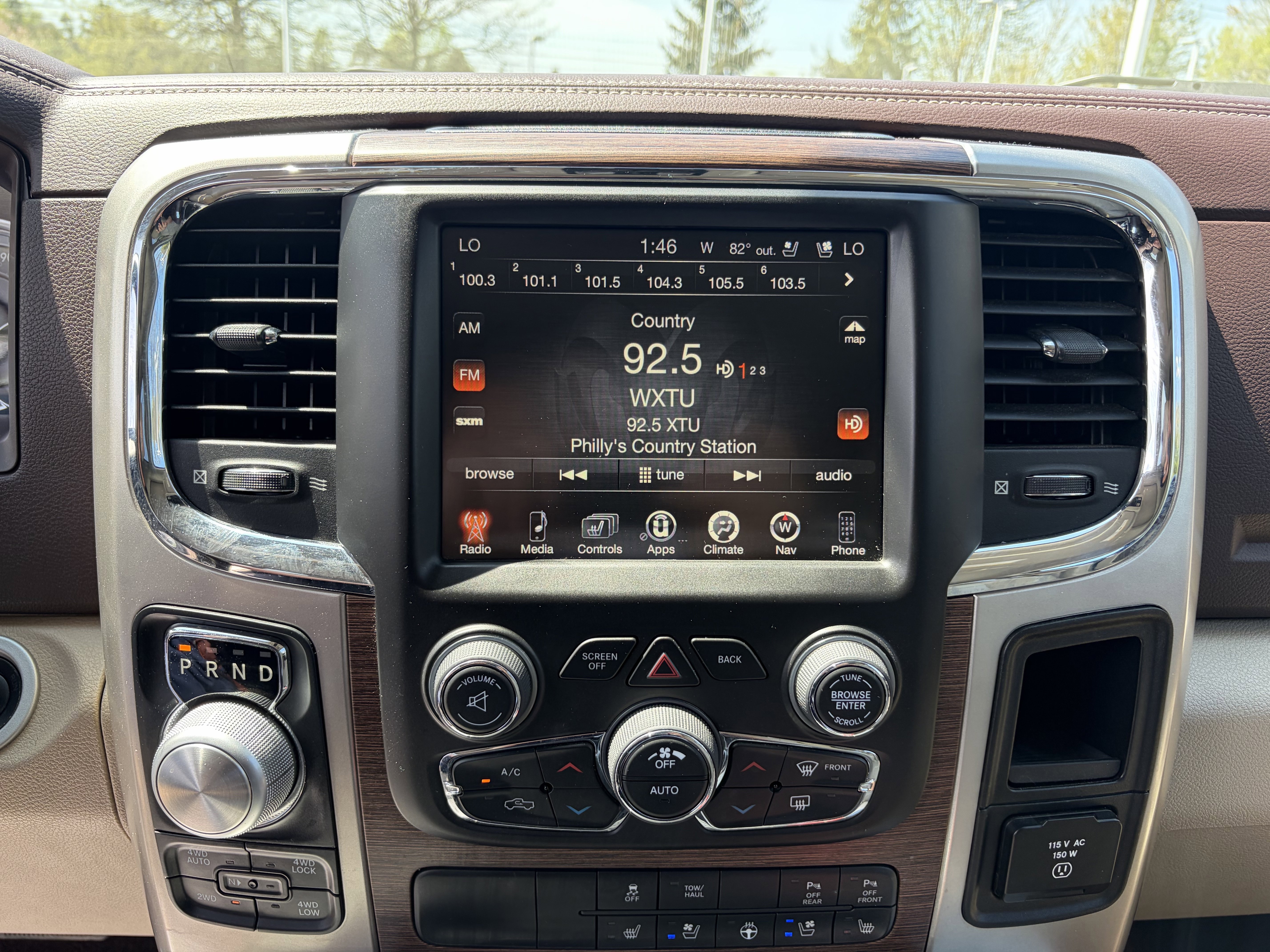 Used 2017 RAM 1500 Laramie w/ Convenience Group image 13