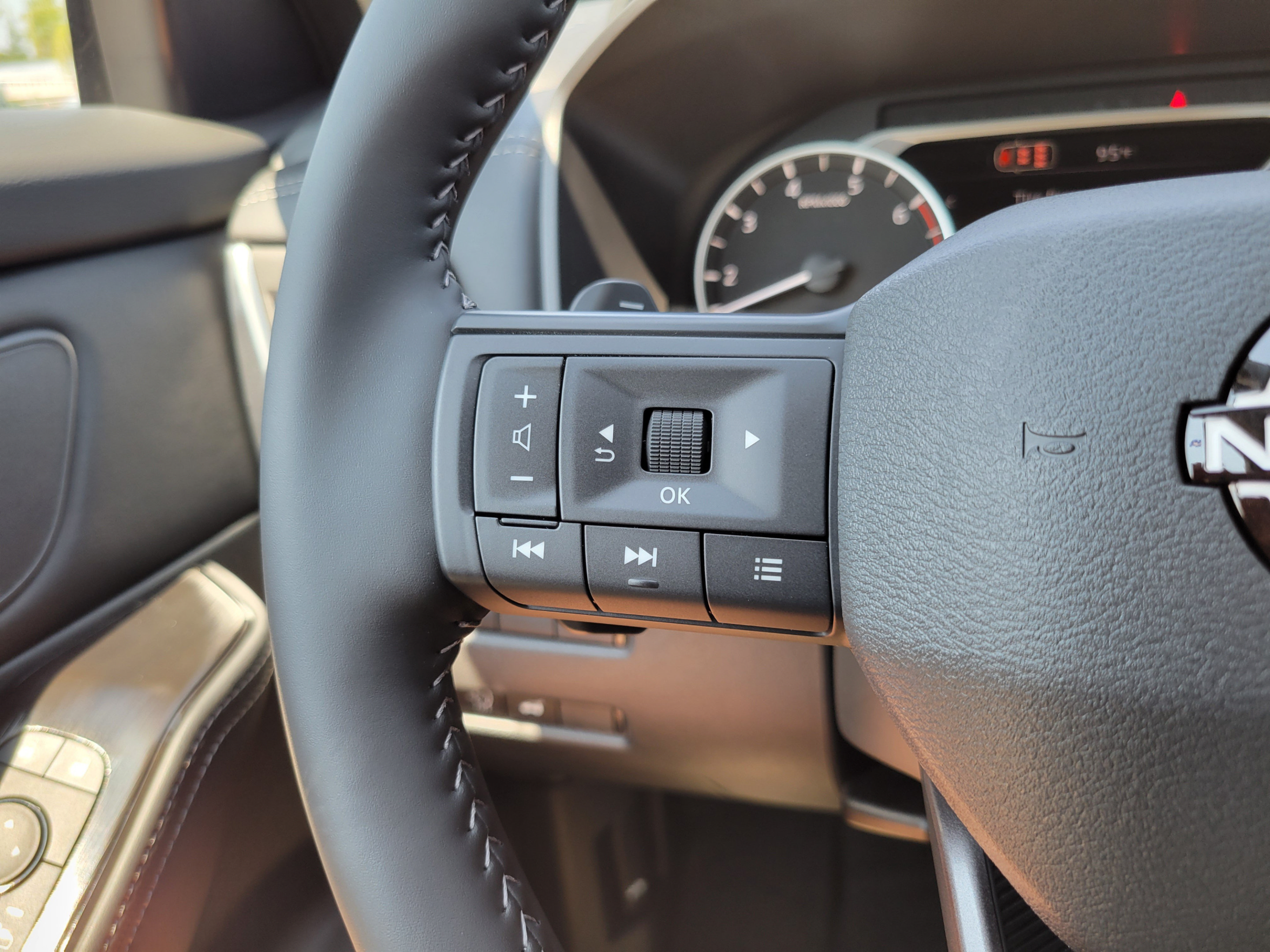 New 2026 Nissan Rogue Dark Armor FWD image 21