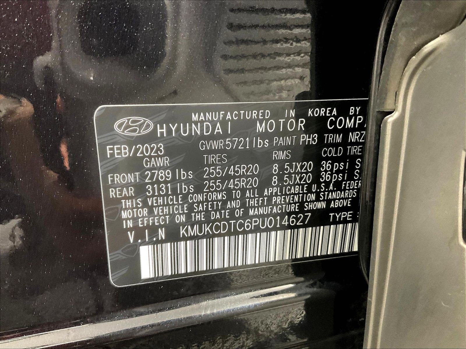 Used 2023 Genesis GV60 Advanced w/ Cargo Package AWD/4WD image 18