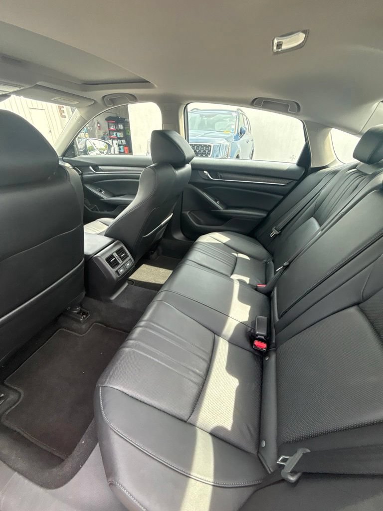 Used 2021 Honda Accord EX-L image 16