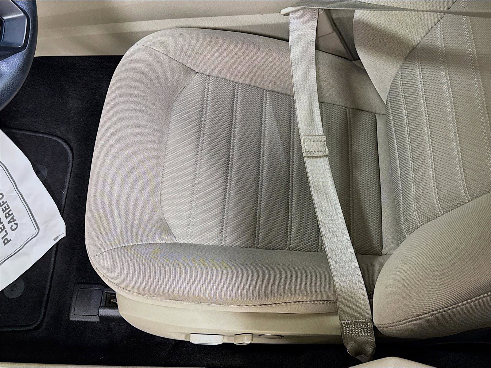 Used 2019 Ford Fusion SE image 19