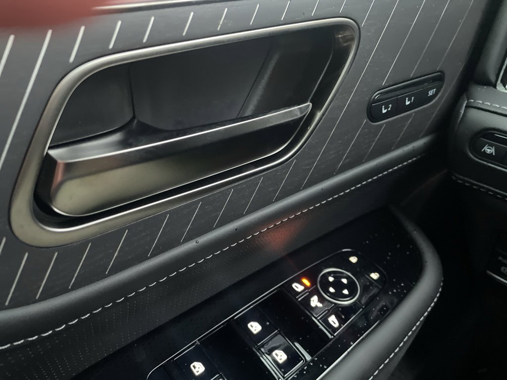 New 2026 INFINITI QX80 Autograph image 38