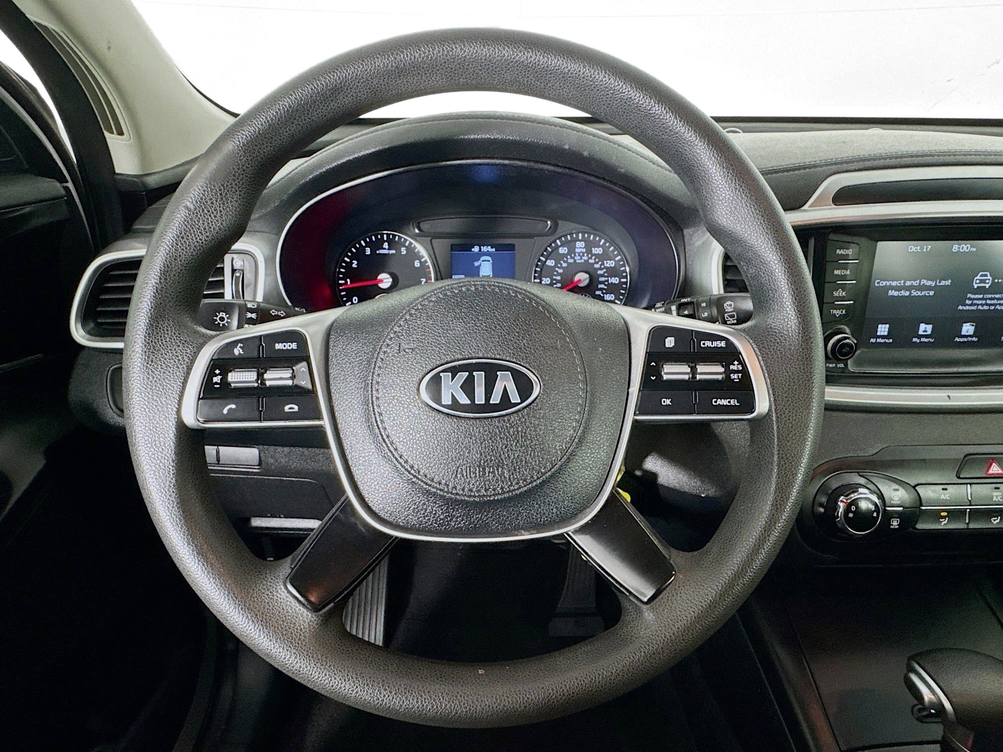 Used 2020 Kia Sorento LX image 11