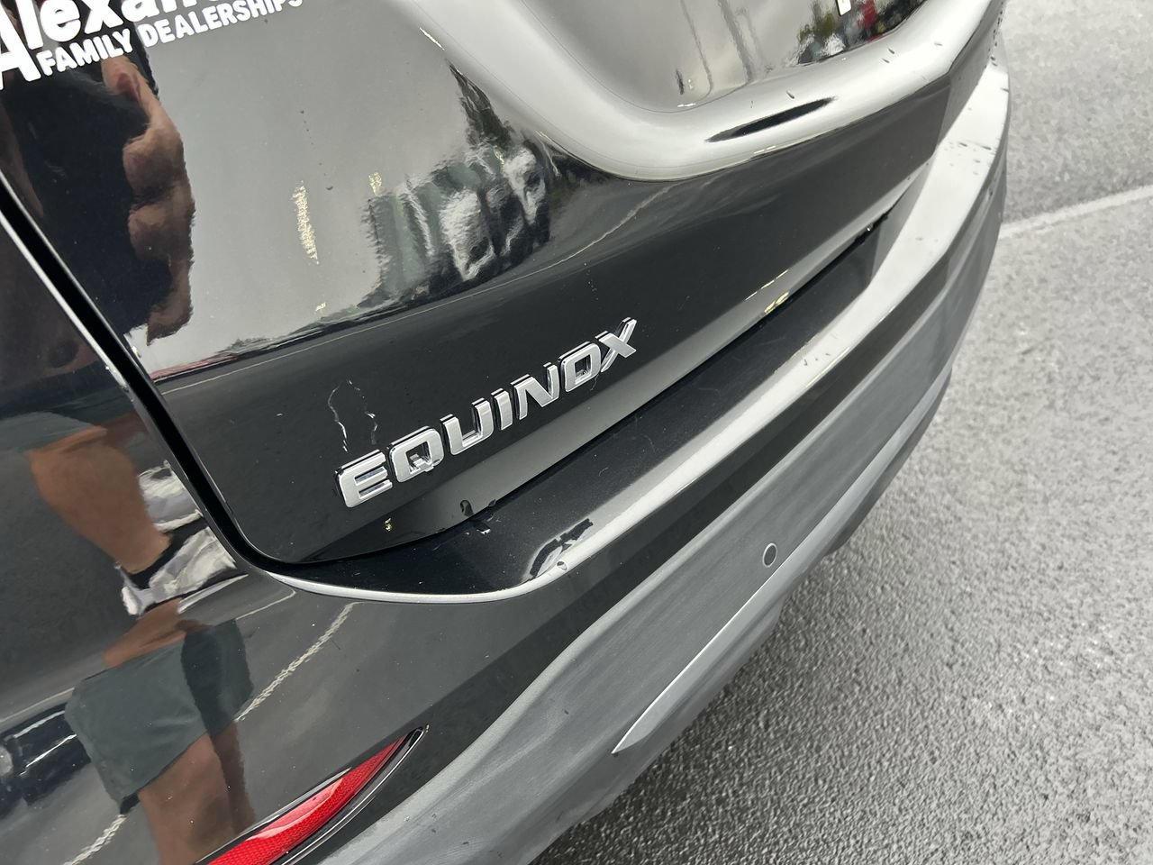 Used 2023 Chevrolet Equinox LT w/ Driver Convenience Package AWD/4WD image 11