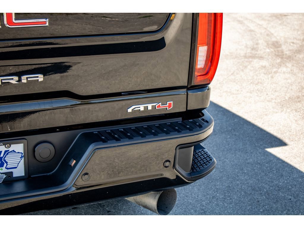 Used 2022 GMC Sierra 2500 AT4 w/ AT4 Premium Plus Package image 13