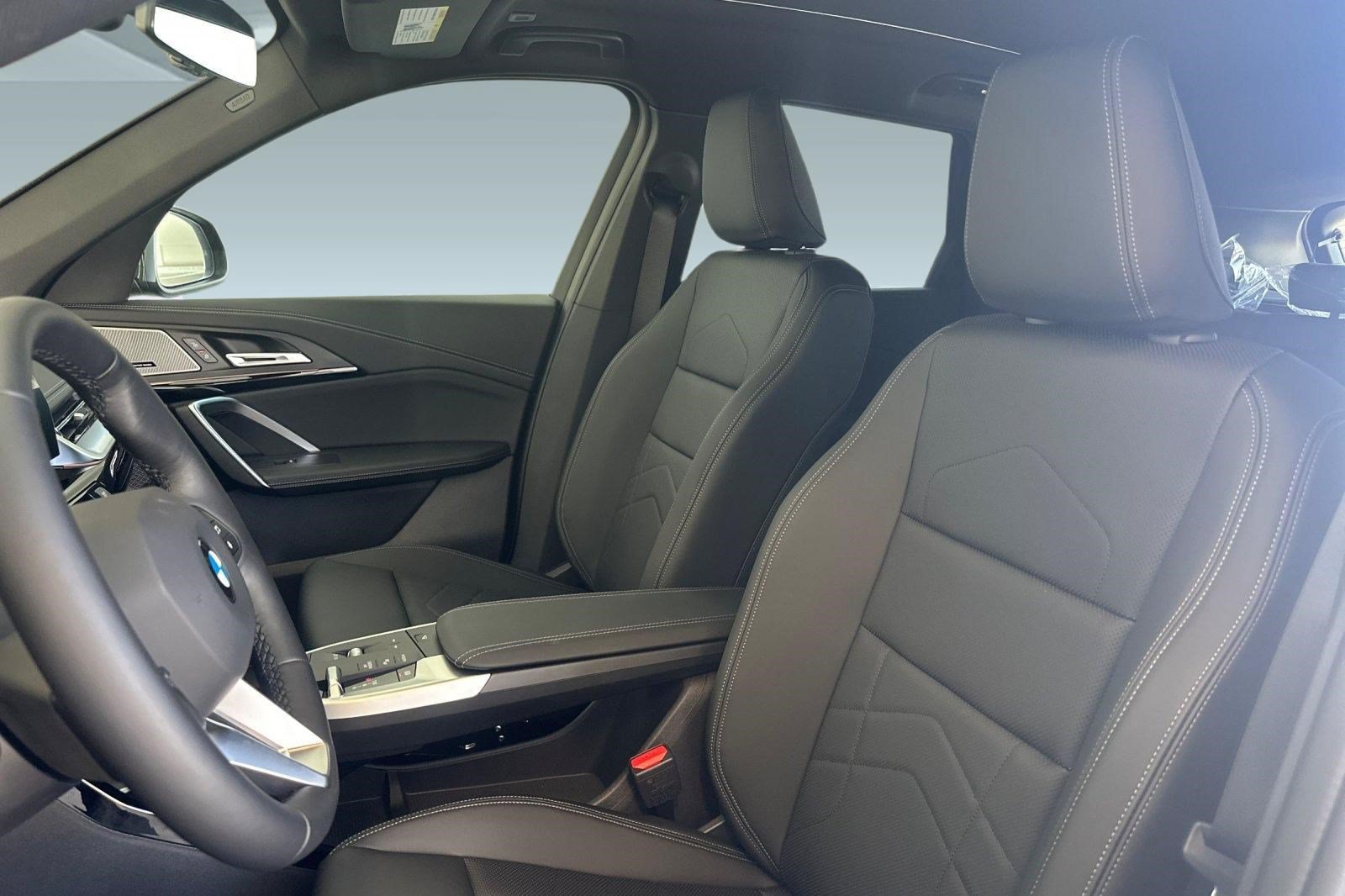 New 2027 BMW X1 xDrive28i AWD/4WD image 5