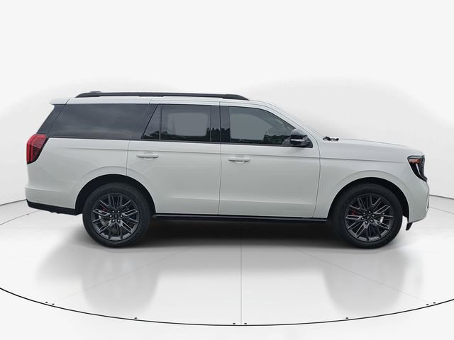 Used 2025 Ford Expedition Platinum w/ Stealth Performance Package AWD/4WD image 2