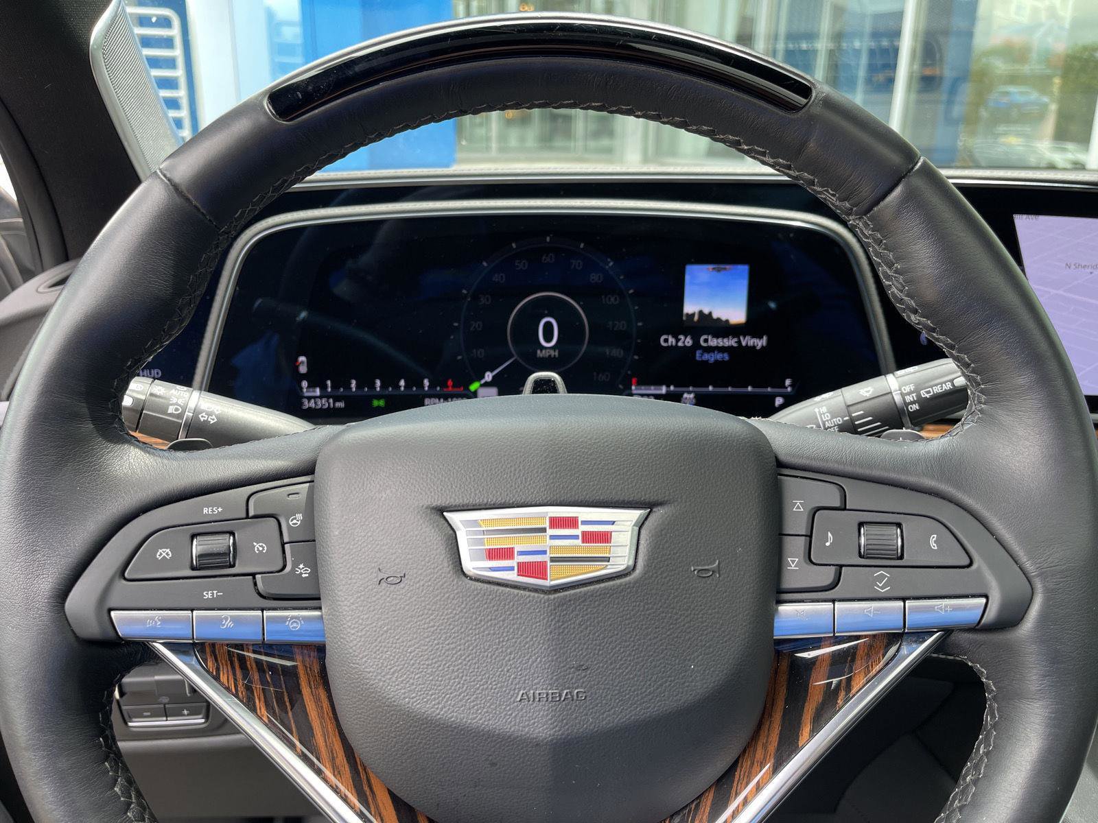 Used 2024 Cadillac Escalade Premium Luxury w/ Performance Package AWD/4WD image 25