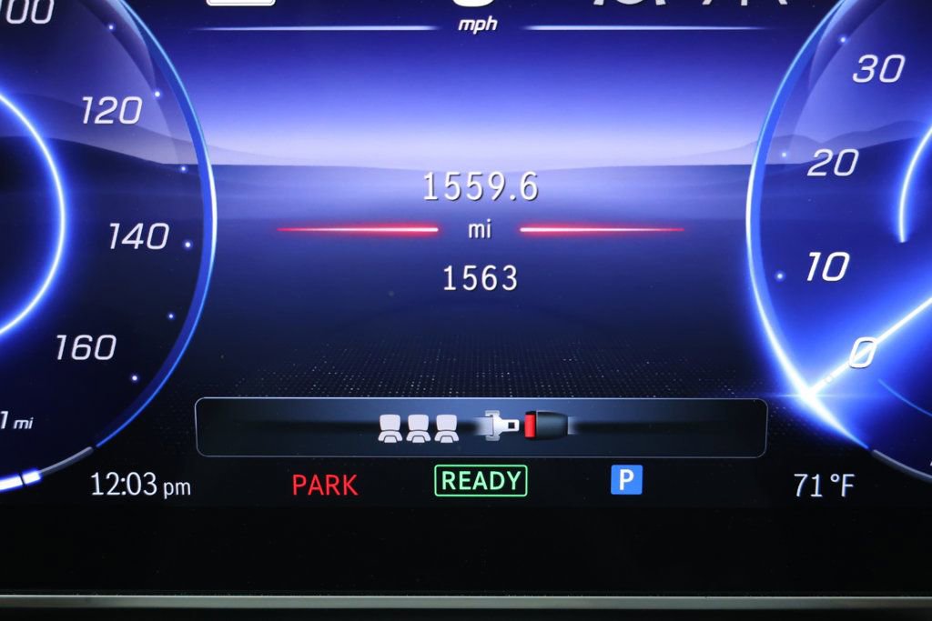 Used 2023 Mercedes-Benz EQE 500 4MATIC SUV image 13