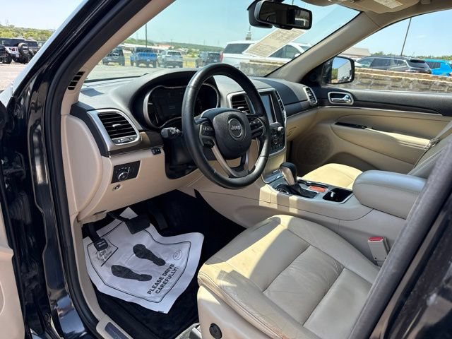 Used 2016 Jeep Grand Cherokee Limited RWD image 3