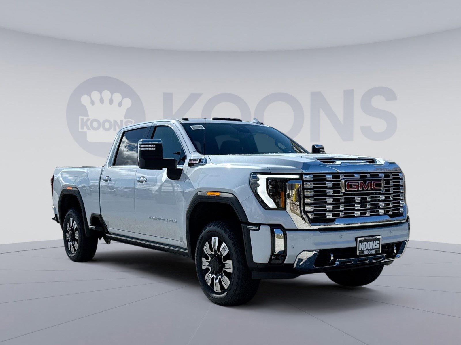 New 2026 GMC Sierra 3500 Denali w/ Denali Reserve Package AWD/4WD image 10
