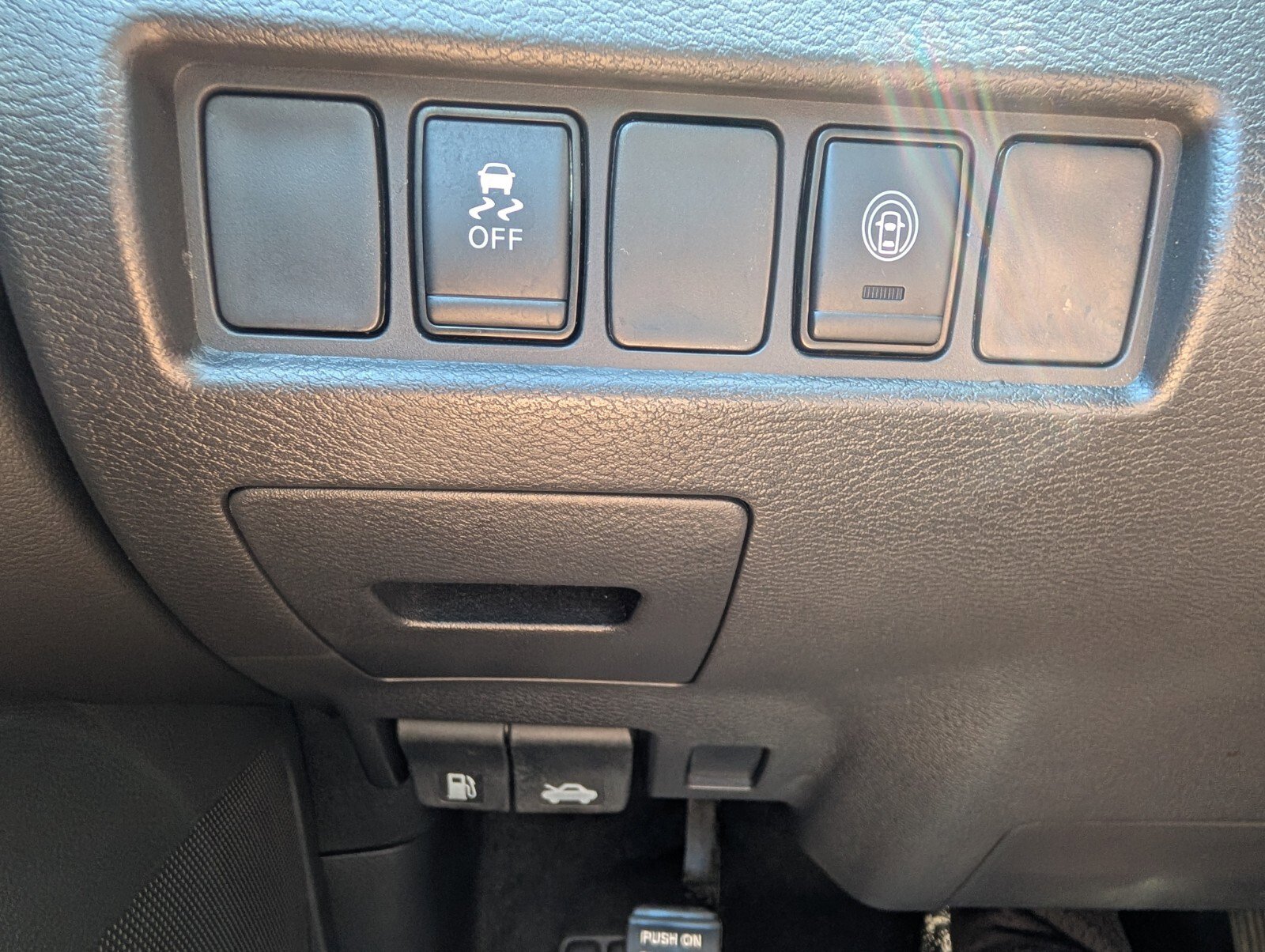 Certified 2024 Nissan Murano SV image 32