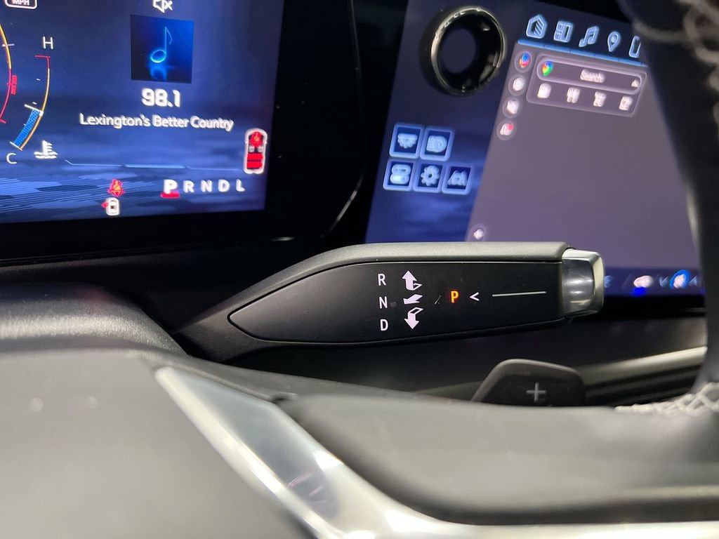 Used 2024 Chevrolet Traverse LS w/ Midnight/Sport Edition image 18