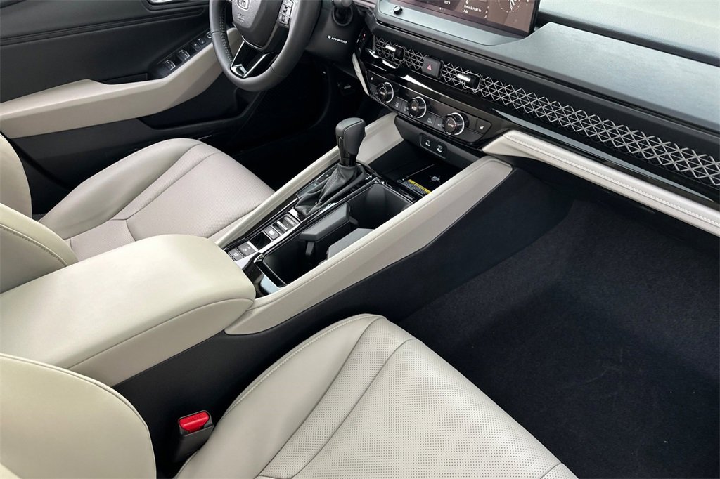 New 2025 Honda Accord EX-L image 15