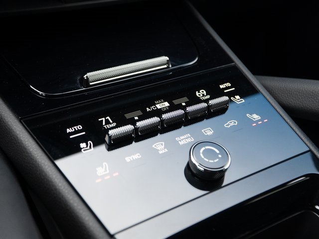 New 2026 Porsche Cayenne Coupe image 26