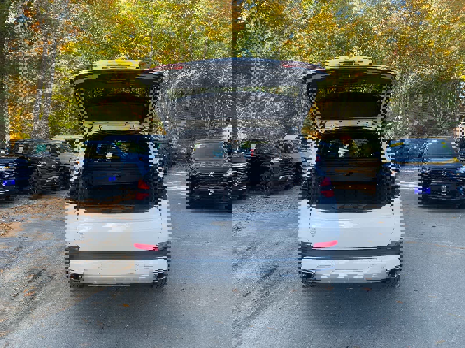 Used 2025 BMW X5 xDrive50e image 44