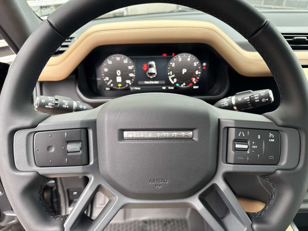 New 2026 Land Rover Defender 110 X-Dynamic SE AWD/4WD image 28