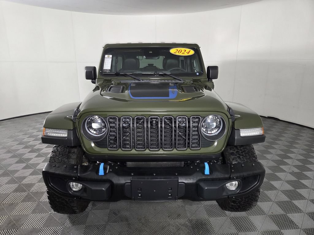 Used 2024 Jeep Wrangler Unlimited Rubicon 4xe AWD/4WD image 3