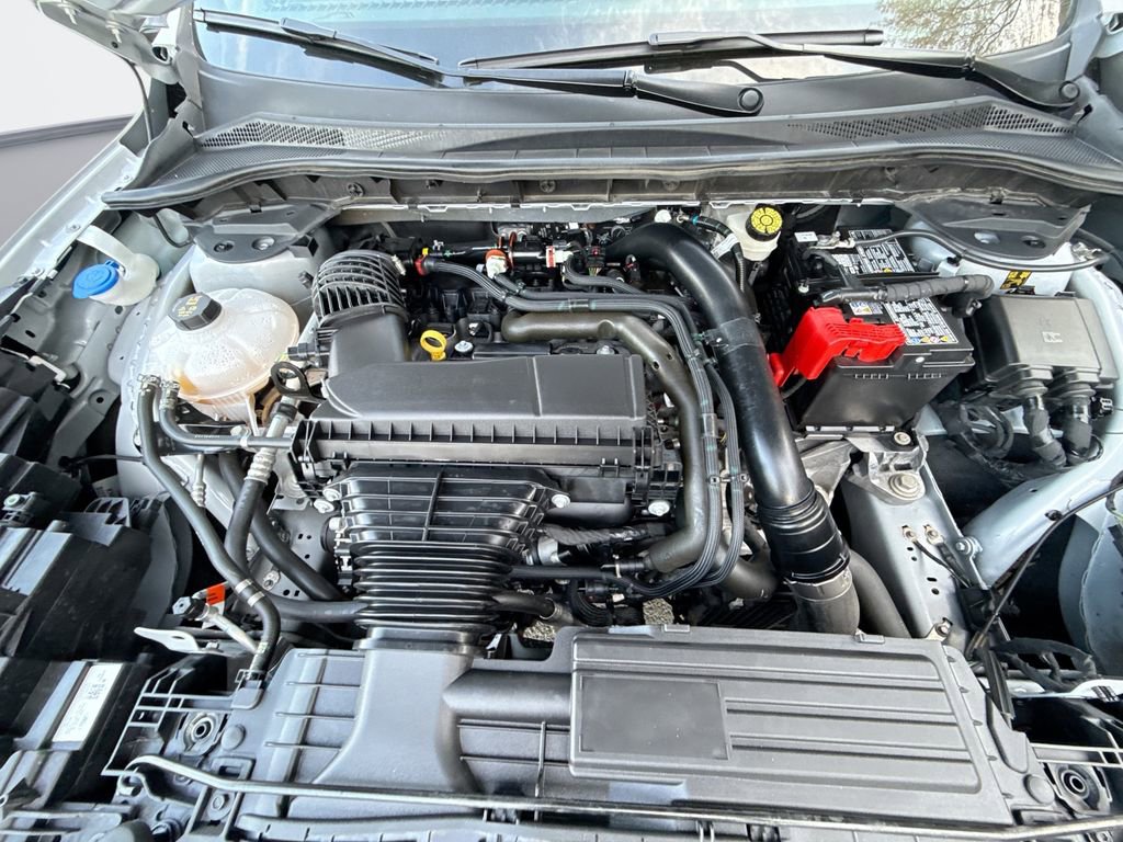 Used 2025 Ford Escape ST-Line Select image 17