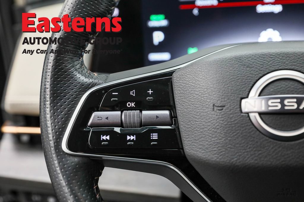 Used 2023 Nissan Ariya AWD image 15