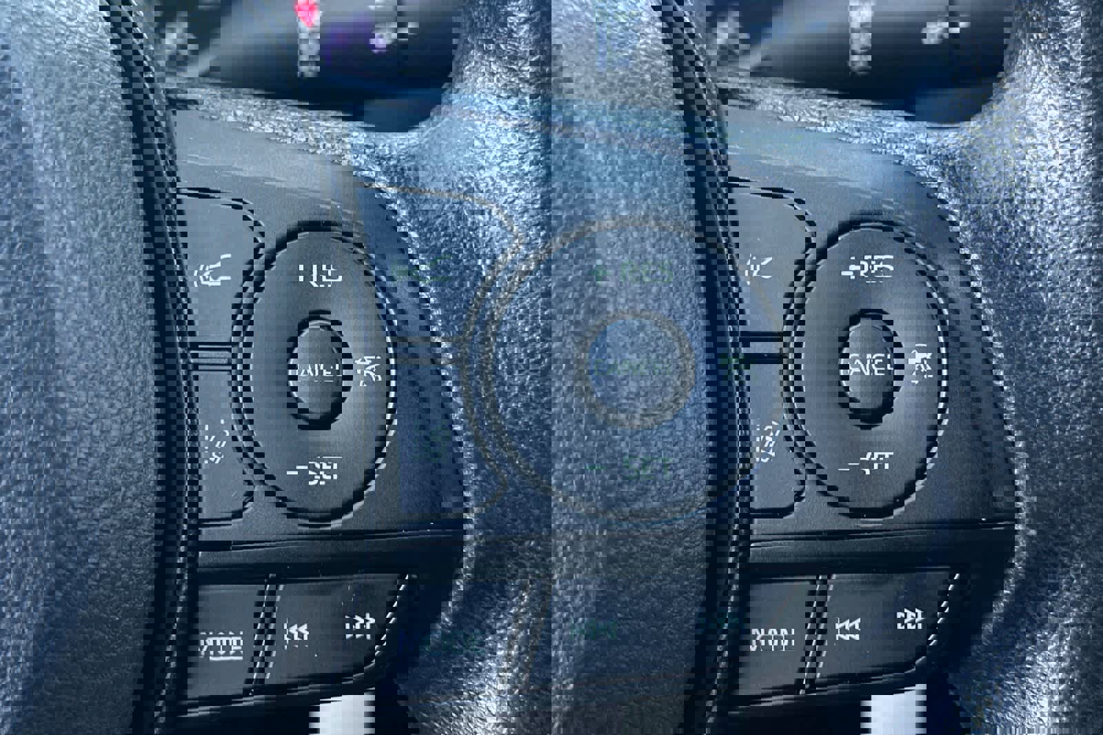 Used 2022 Toyota RAV4 LE image 28