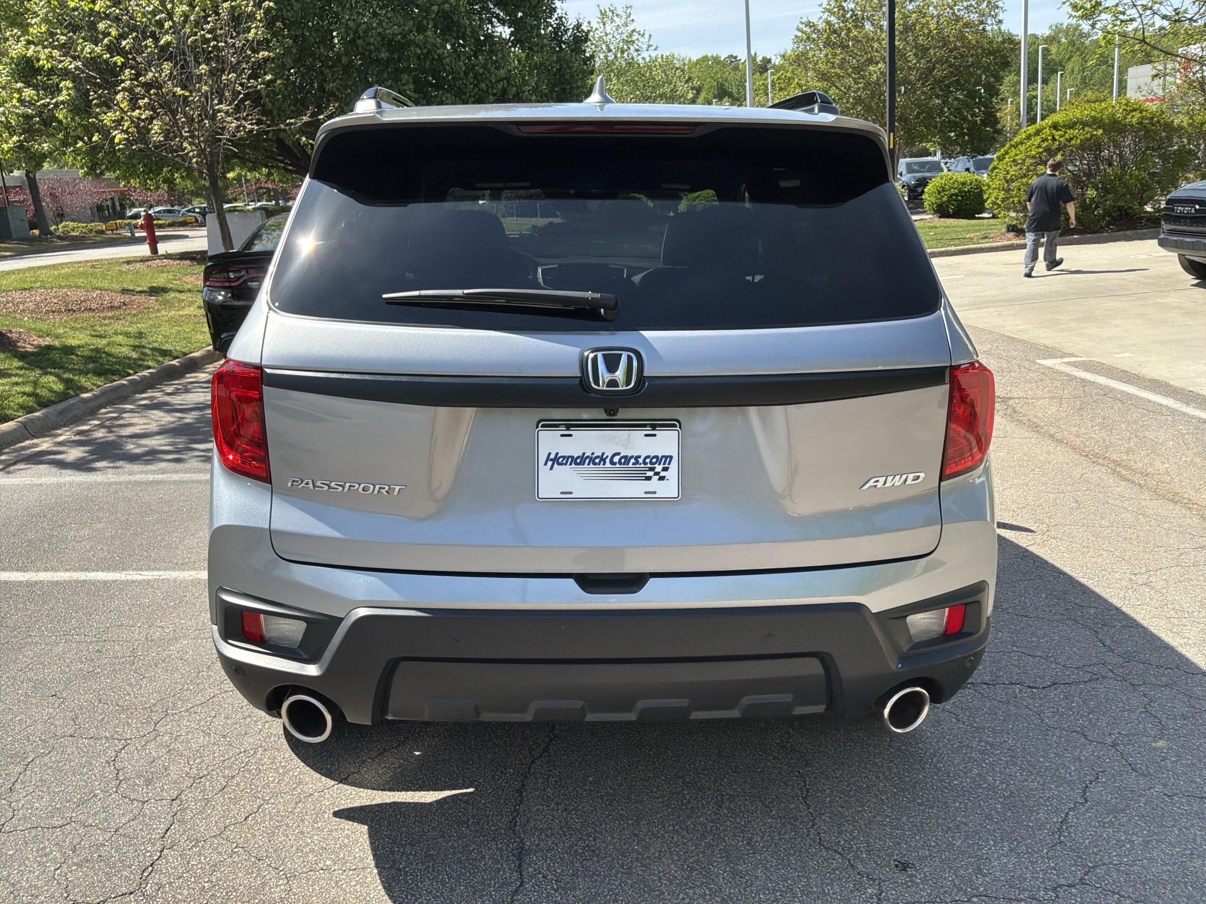 Used 2023 Honda Passport EX-L image 9
