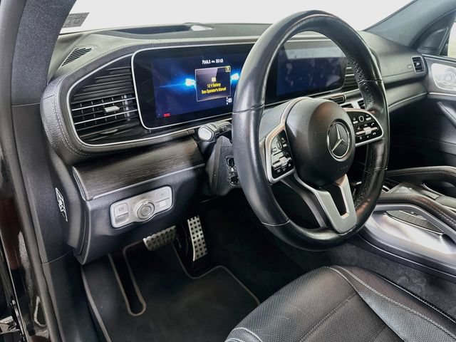 Used 2021 Mercedes-Benz GLS 580 4MATIC image 11