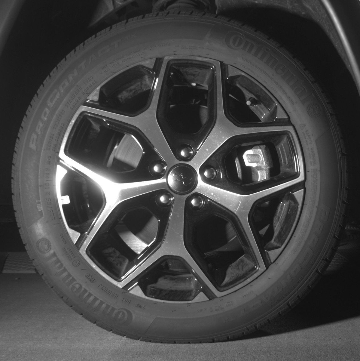 Used 2025 Jeep Compass Limited image 13