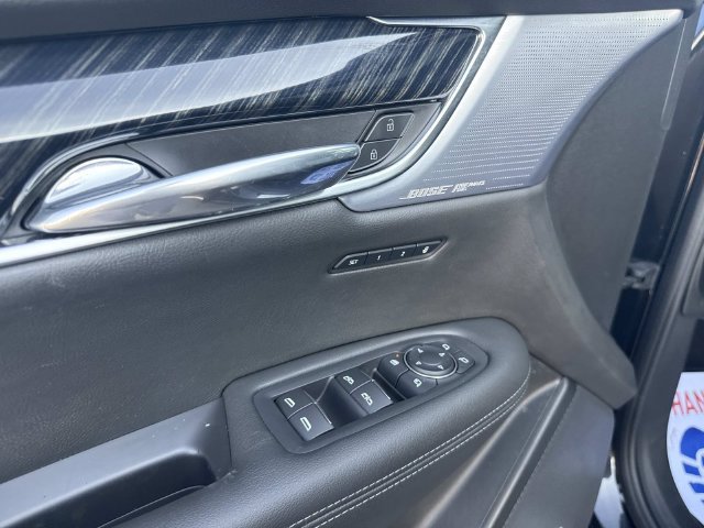 Certified 2024 Cadillac XT6 Premium Luxury AWD/4WD image 47