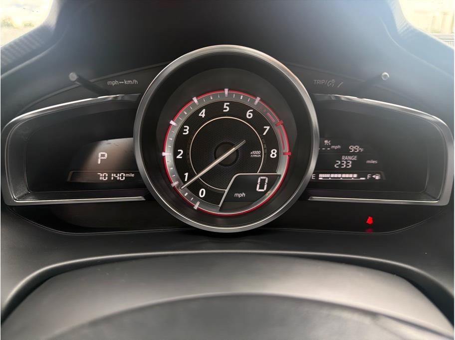 Used 2014 MAZDA MAZDA3 s Grand Touring w/ Technology Package FWD image 17