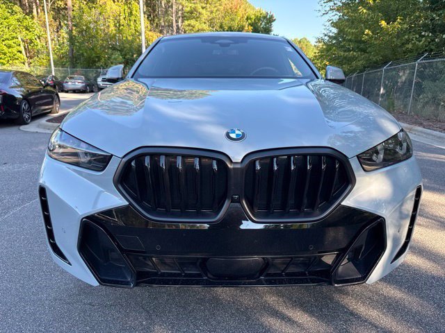 Certified 2024 BMW X6 xDrive40i w/ M Sport Professional Package AWD/4WD image 10