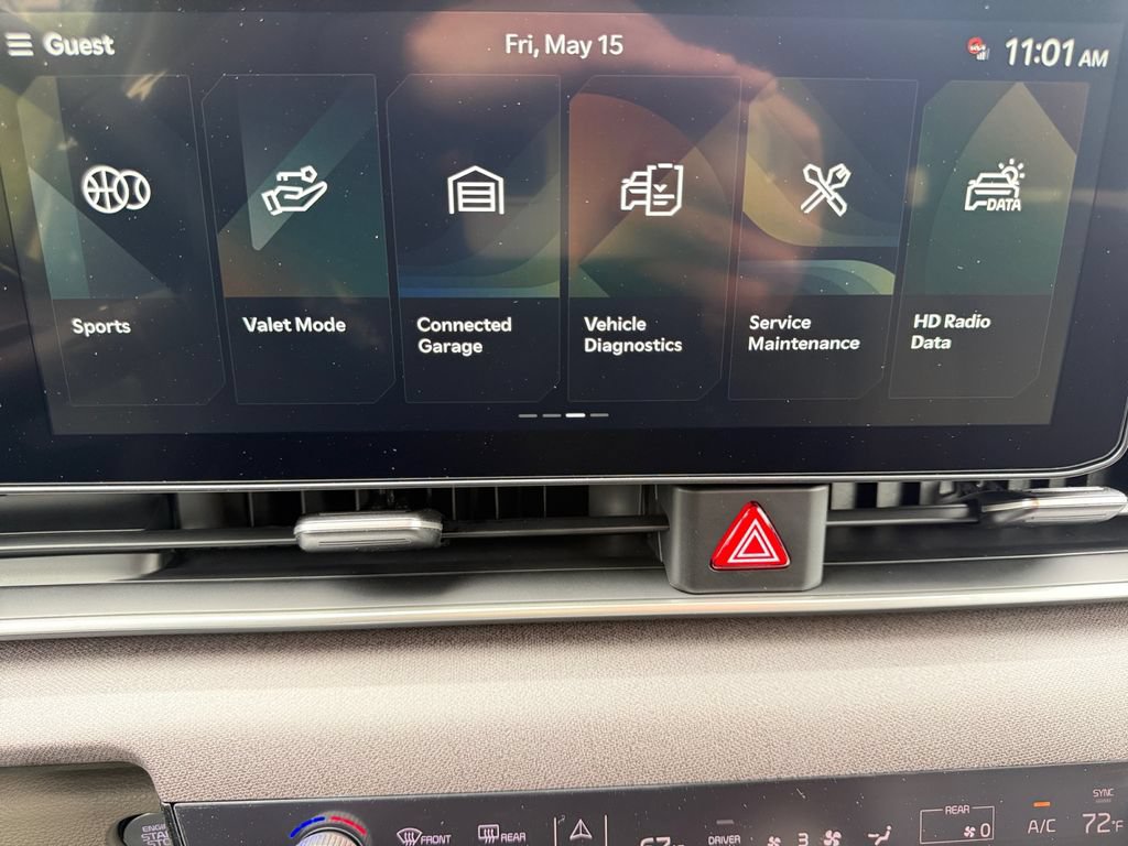 New 2026 Kia Carnival EX FWD image 31