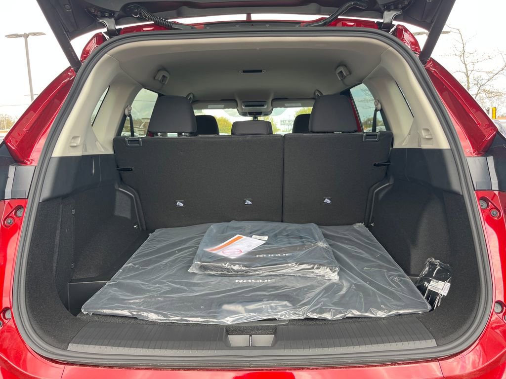 New 2026 Nissan Rogue SV AWD/4WD image 33