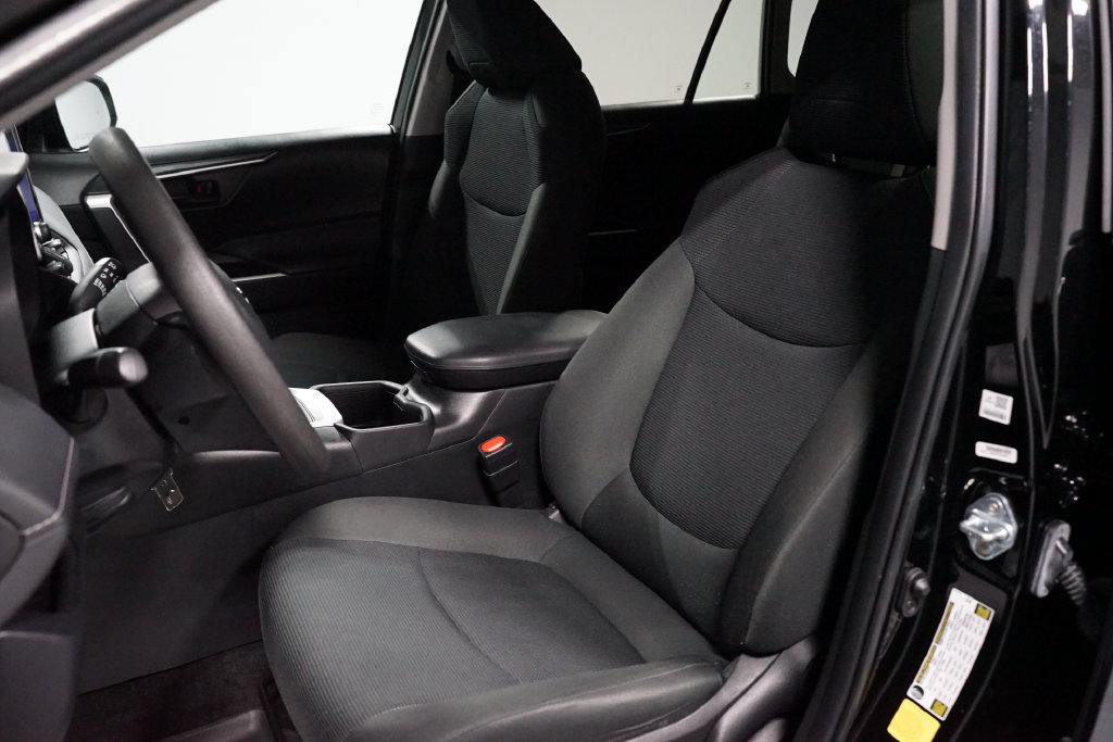 Certified 2024 Toyota RAV4 LE FWD image 25