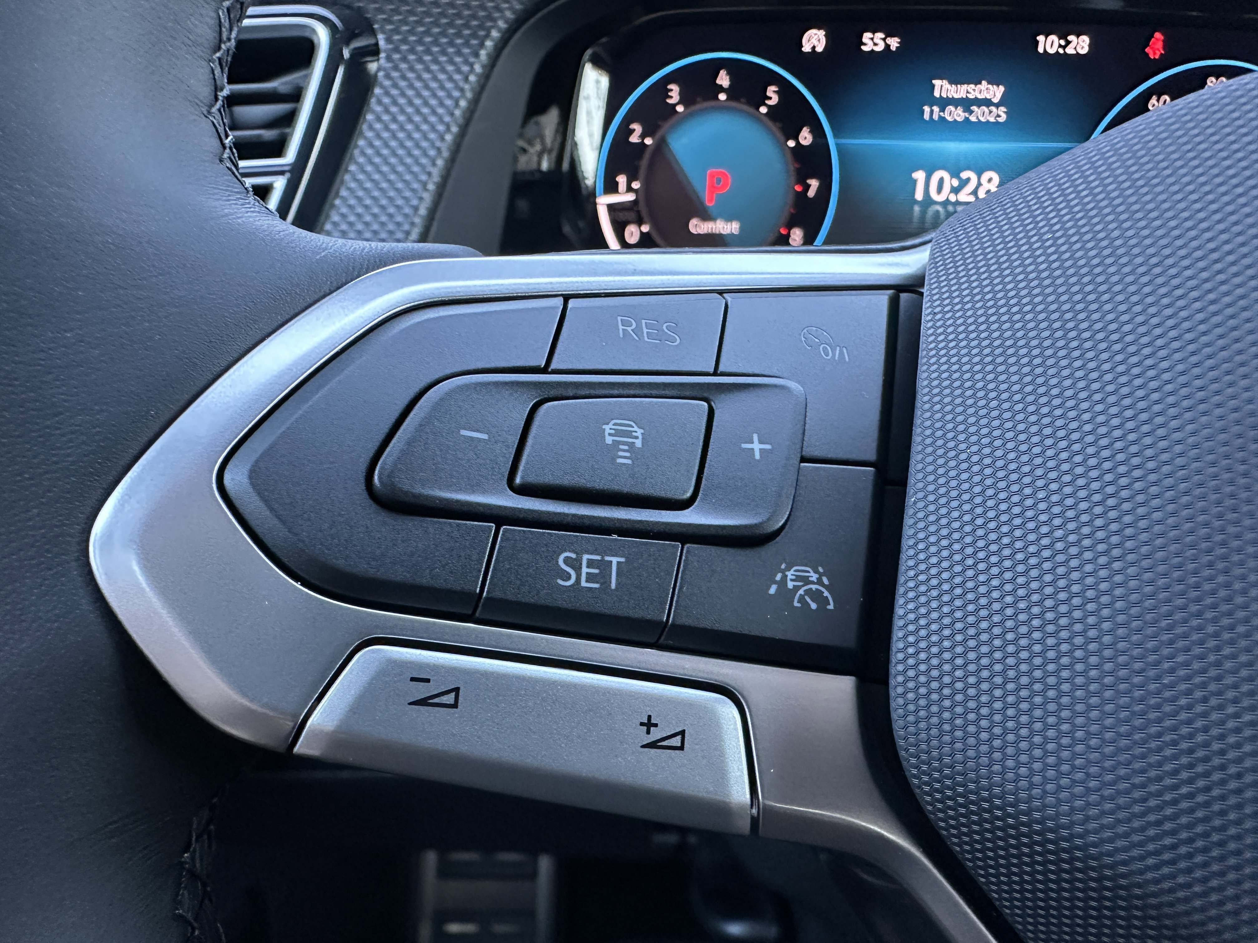 New 2026 Volkswagen Atlas Cross Sport SEL R-Line image 13