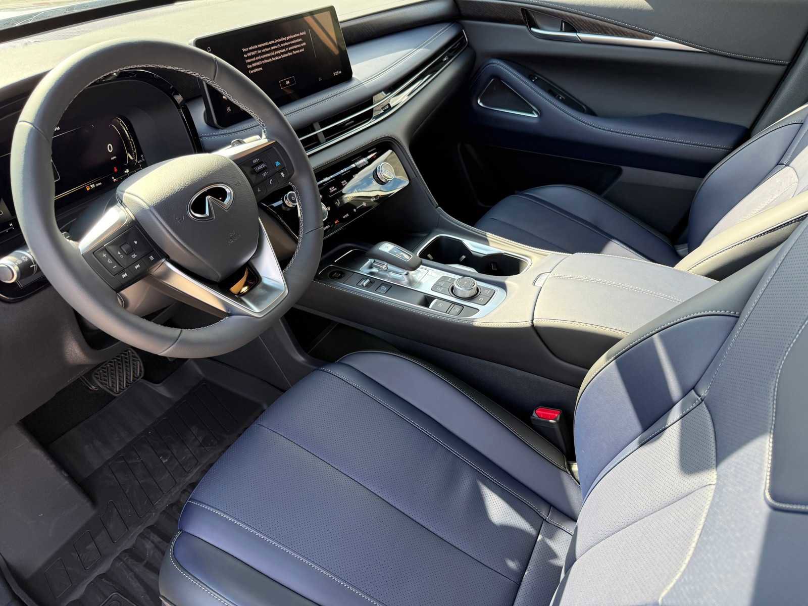 New 2026 INFINITI QX60 Luxe w/ Dark Cargo Package image 12